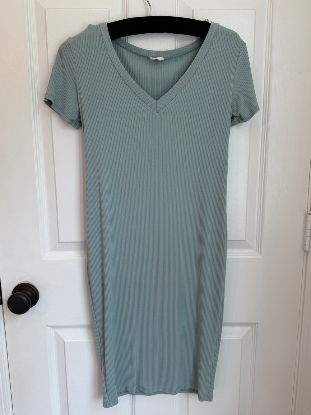 Pink Blush Maternity Mint Green V-Neck Ribbed Soft Knee Length Dress small